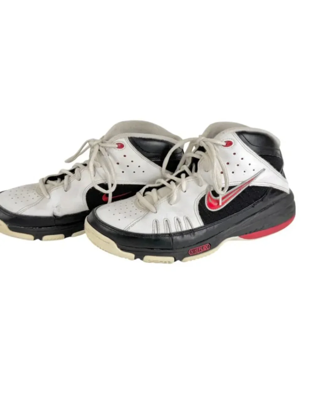 Mens Nike Basketball shoes. Size 7